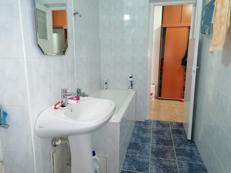 Metrou Titan, apartament 2 camere, etaj 5, prima inchiriere,